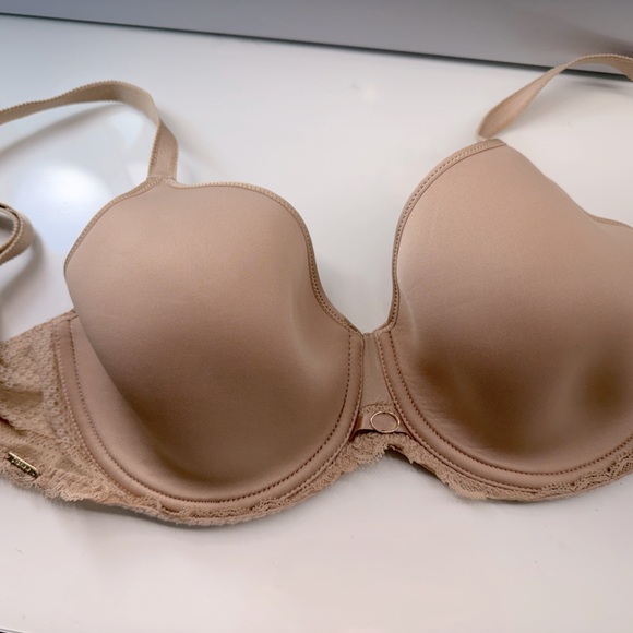 Chantelle Parisian Allure 3/4 Spacer Bra - Smoothing T-Shirt Bra With Light Support